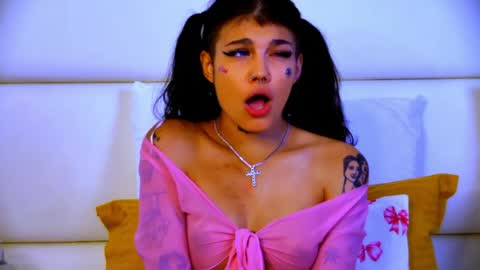 Diana online show from June 2026 04:57:01 AM