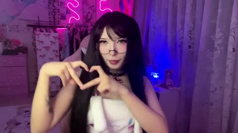 HolyLega online show from May 2026 07:11:02 PM