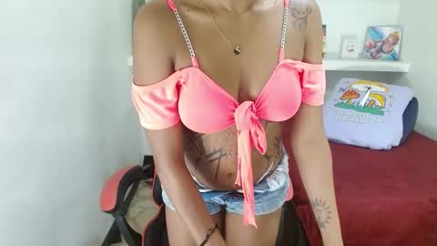 YAYA online show from January 2025 12:26:02 PM