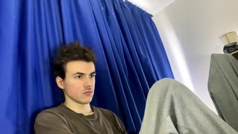 yayay333 online show from March 2026 03:17:01 PM