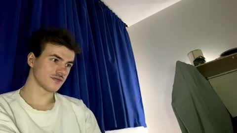 yayay333 online show from April 2026 01:29:02 AM