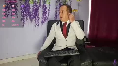 Snapshot of yazfore chatting on June 2026 01:48:01 PM Hazzan online show from June 2026 01:48:01 PM