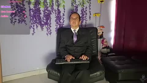 Snapshot of yazfore chatting on June 2026 01:23:02 PM Hazzan online show from June 2026 01:23:02 PM