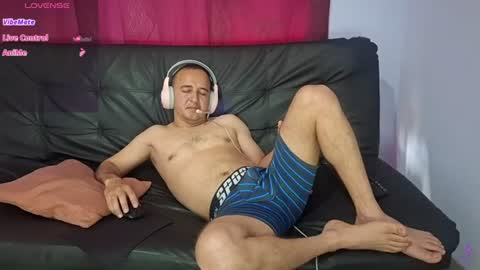 Snapshot of yazfore chatting on July 2026 03:47:02 PM Hazzan online show from July 2026 03:47:02 PM