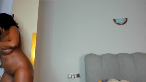 yazmin_rochae online show from July 2026 07:16:02 PM