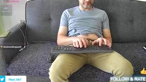 Snapshot of ydk7 chatting on May 2026 02:24:02 PM Maxi online show from May 2026 02:24:02 PM