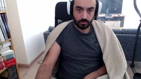 yeeaahoo online show from November 2025 08:19:01 AM