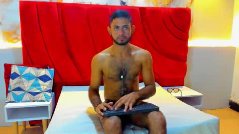 Yeferson online show from October 2025 08:30:01 PM