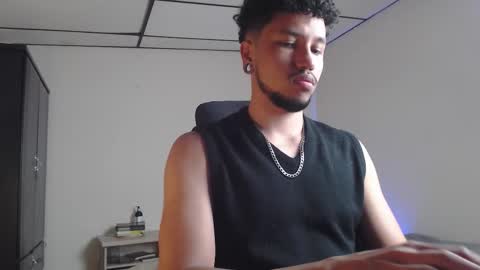 yeff online show from October 2025 01:39:02 AM