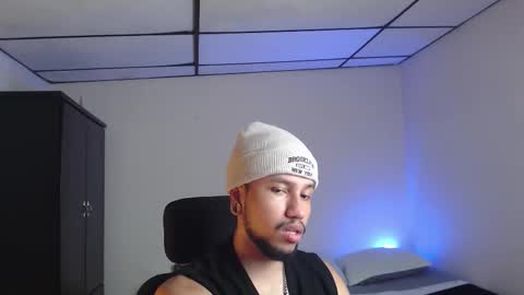 yeff online show from November 2025 01:37:01 AM