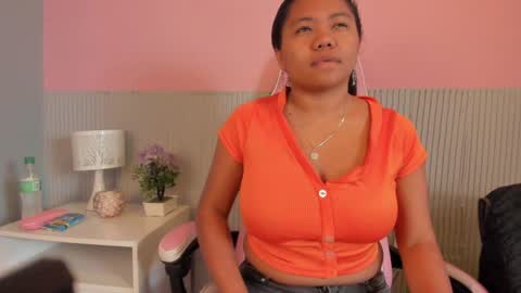 yeika_foxy online show from April 2026 11:29:02 AM