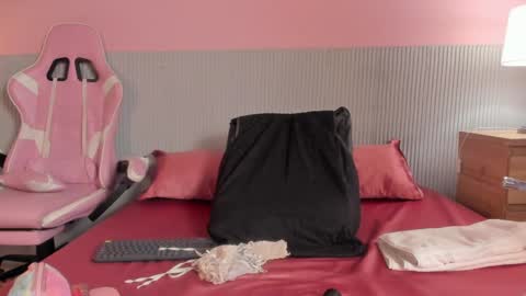 yeika_foxy online show from April 2026 11:29:01 AM