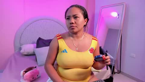 Snapshot of yeika_foxy chatting on July 2026 11:05:02 AM yeika_foxy online show from July 2026 11:05:02 AM