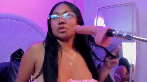 Snapshot of yeika_foxy chatting on July 2026 04:11:01 PM yeika_foxy online show from July 2026 04:11:01 PM