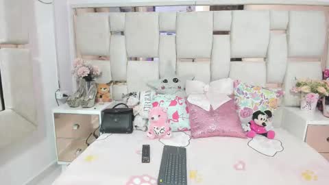 Yeins online show from November 2025 11:02:02 AM