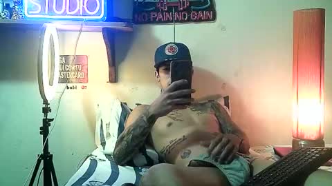 Snapshot of yeisoncastellanos1999 chatting on May 2026 01:24:01 AM yeisoncastellanos1999 online show from May 2026 01:24:01 AM