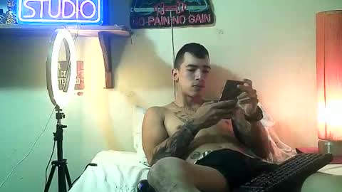 Snapshot of yeisoncastellanos1999 chatting on May 2026 07:19:02 PM yeisoncastellanos1999 online show from May 2026 07:19:02 PM