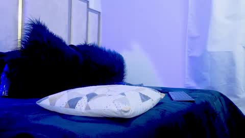 Yeli Amber online show from April 2026 12:16:02 AM