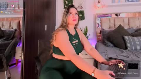 yellow_lily online show from March 2026 03:42:01 PM