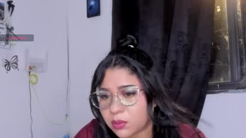 Snapshot of yelly_18 chatting on June 2026 02:45:02 AM yelly online show from June 2026 02:45:02 AM