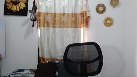 Snapshot of yemaya_28 chatting on February 2025 01:19:02 PM Yemaya 28 online show from February 2025 01:19:02 PM