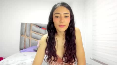 Snapshot of yenselonix chatting on November 2025 07:47:01 PM yenselonix online show from November 2025 07:47:01 PM