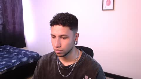 Snapshot of yerfon_s1 chatting on December 2024 06:28:01 PM Yeff ind. model online show from December 2024 06:28:01 PM