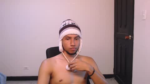 Snapshot of yerfon_s1 chatting on January 2025 03:50:02 AM Yeff ind. model online show from January 2025 03:50:02 AM