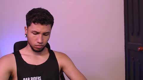 Snapshot of yerfon_s1 chatting on January 2025 08:55:01 PM Yeff ind. model online show from January 2025 08:55:01 PM