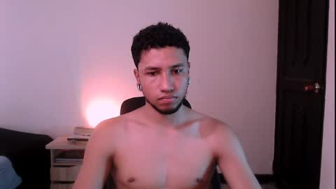 Snapshot of yerfon_s1 chatting on January 2025 06:25:01 PM Yeff ind. model online show from January 2025 06:25:01 PM