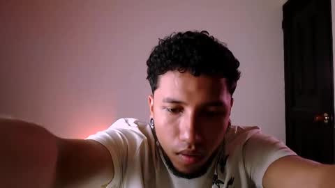 Snapshot of yerfon_s1 chatting on February 2025 12:09:01 AM Yeff ind. model online show from February 2025 12:09:01 AM