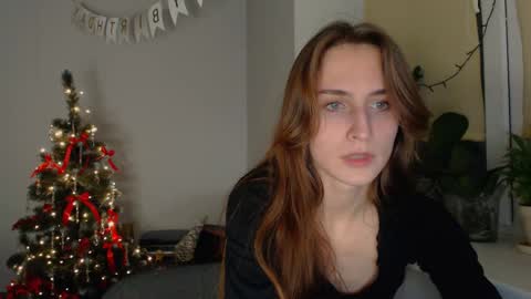 Zoe online show from December 2024 09:34:01 PM