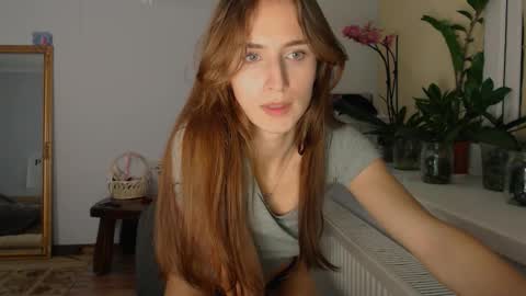 Zoe online show from November 2025 09:35:01 PM