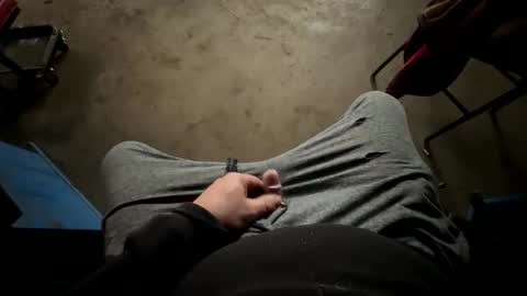 yesdaddystickitin2 online show from April 2026 05:33:01 PM