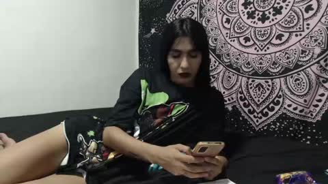 Snapshot of yessica_08 chatting on April 2026 03:00:02 AM yessica and andres online show from April 2026 03:00:02 AM
