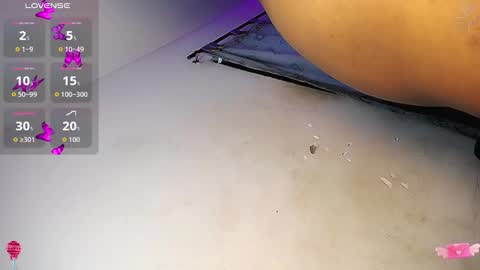 yessica_tsx online show from February 2026 12:08:01 PM