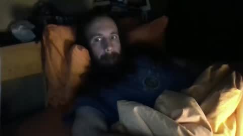 yeti_92 online show from January 2025 10:21:01 PM