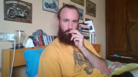 yeti_92 online show from September 2025 04:18:01 PM