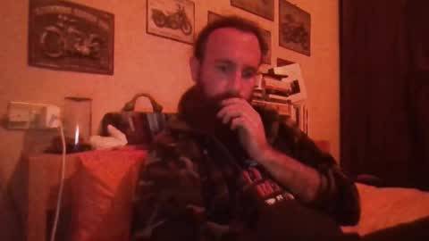 yeti_92 online show from December 2025 06:05:02 PM