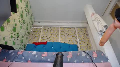 yeyecandy online show from April 2026 01:49:01 PM