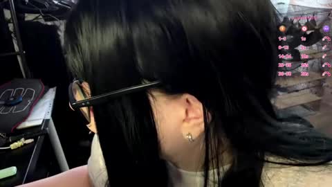 Lola online show from June 2026 09:09:02 AM