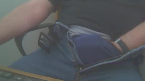 yigalb_ online show from December 2025 07:14:02 AM