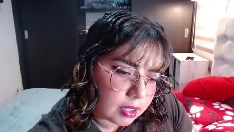 Snapshot of yini_angel07 chatting on March 2026 11:21:01 PM hii i am yini online show from March 2026 11:21:01 PM