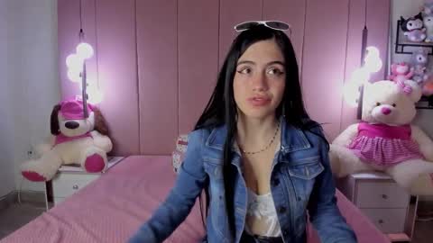 yinyang_luar online show from November 2025 11:36:02 AM