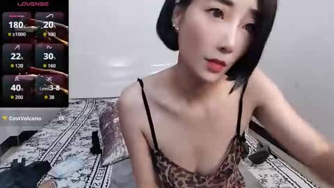 Snapshot of yiwa2025 chatting on November 2025 06:04:02 AM yiwa2025 online show from November 2025 06:04:02 AM