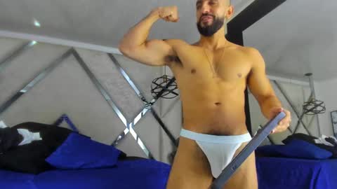 Yiyo online show from February 2025 04:36:02 AM