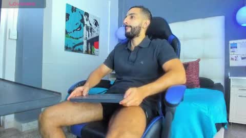 Yiyo online show from March 2026 09:15:01 PM