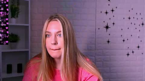 Ylia online show from May 2026 08:14:02 PM