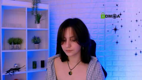 Ylia online show from May 2026 09:36:01 AM