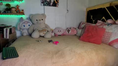 lucy online show from November 2025 07:52:02 AM